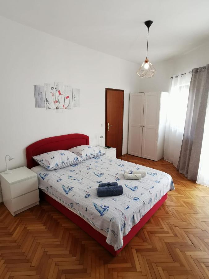 Apartments K&D Pula Exterior photo